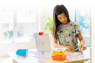 Day 7 of 12 Smart Gifts: Osmo Genius Kit. Image: Osmo.