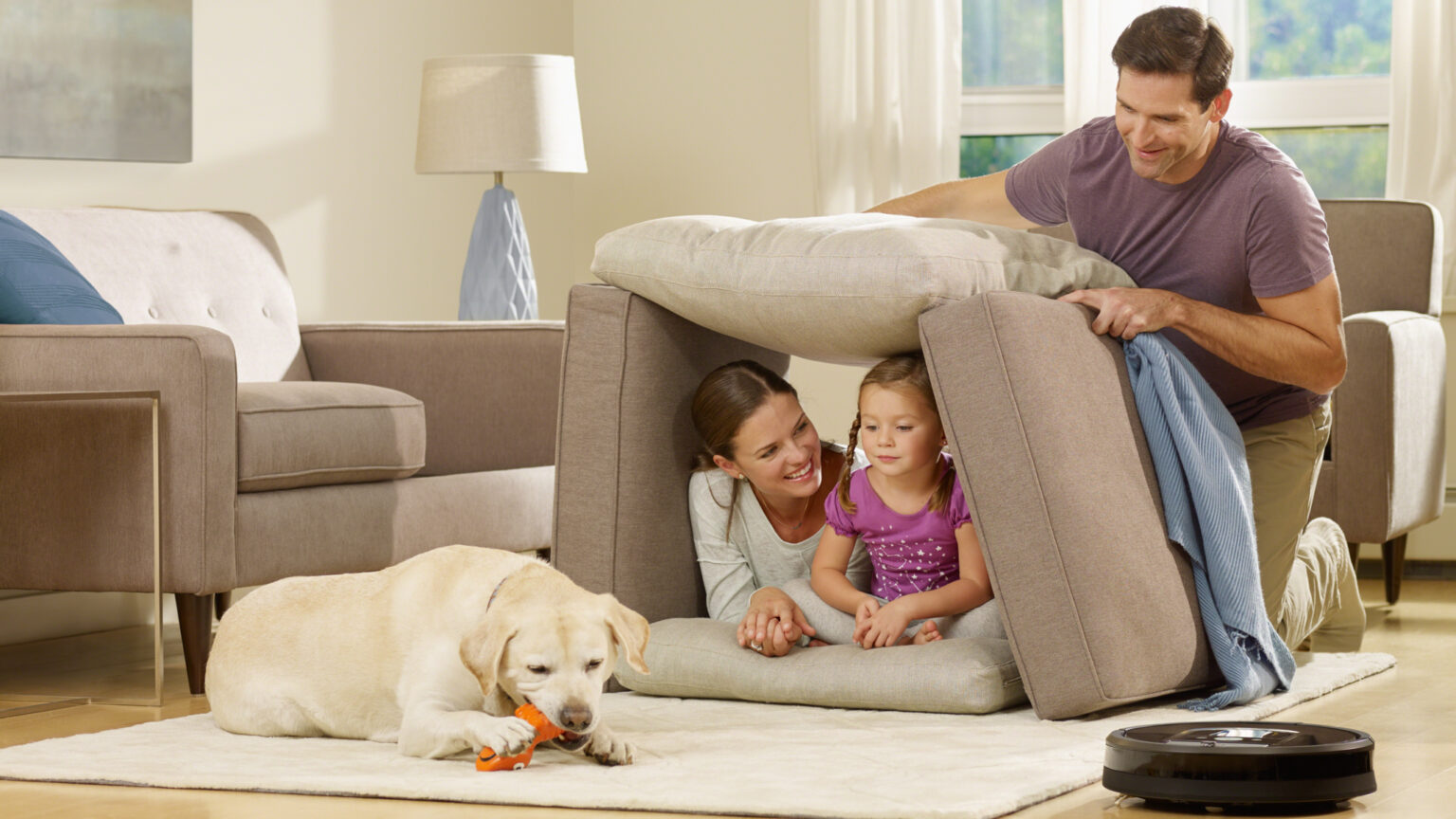 Smart tech products like the iRobot Roomba vacuum will help keep dogs happy and their owners smiling. Image: iRobot.