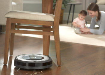 iRobot Roomba 690 robot vacuum. Image: iRobot.
