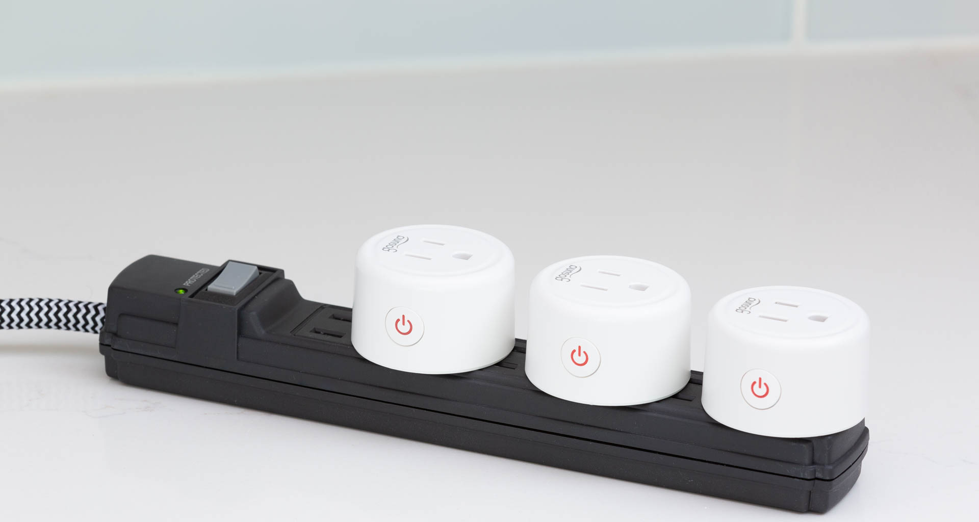 Their compact size makes the Gosund smart plugs an unobtrusive choice for connecting and automating lighting and small appliances. Image: Digitized House Media.