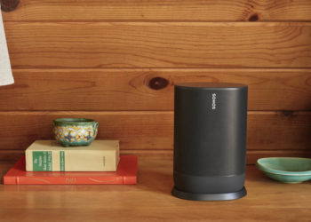 The Sonos Move speaker resting on its charging base. Image: Sonos.