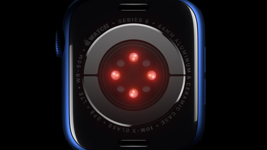 Apple Watch 6 Blood Oxygen sensor is on back crystal. Image: Apple.