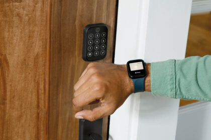 Yale Assure Lock 2 Plus integrates Apple Home Key support. An Apple Watch or iPhone can be used. Image: Yale Home.